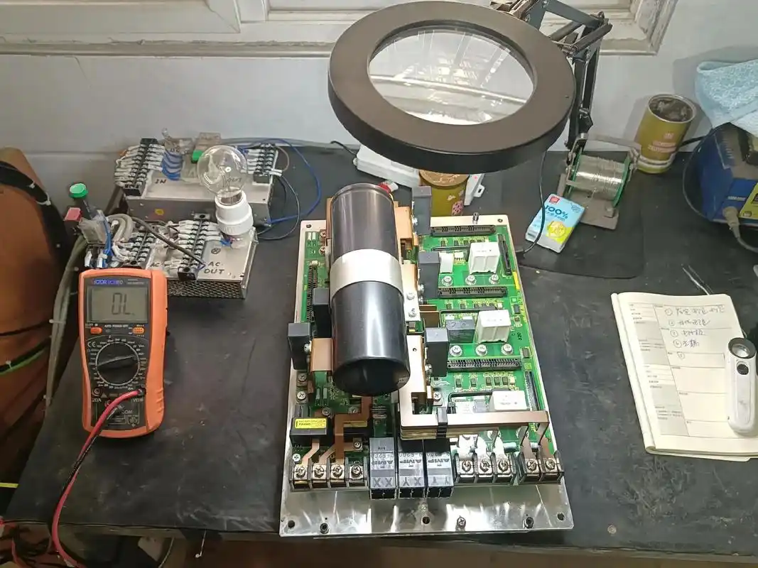 您還在為伺服驅動器故障而煩惱？選擇我們，就是選擇專業與高效！